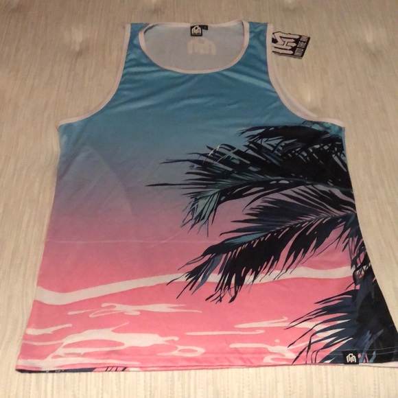 ITAM Other - 🎉HP🎉 Palm tree Tank Top New Never Worn